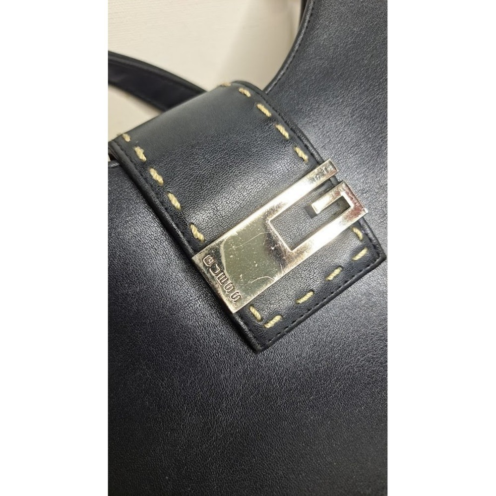 VTG Y2K GUESS Women's Faux Black Leather Hobo Shoulder Mini Silver Logo Bag - Picture 6 of 6
